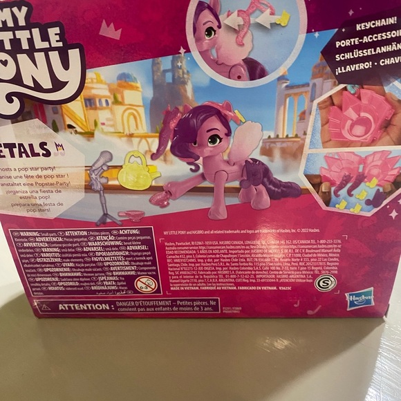 My Little Pony Make Your Mark Mark Magic Princess Pipp Petals Hoof To Heart - Picture 4 of 8